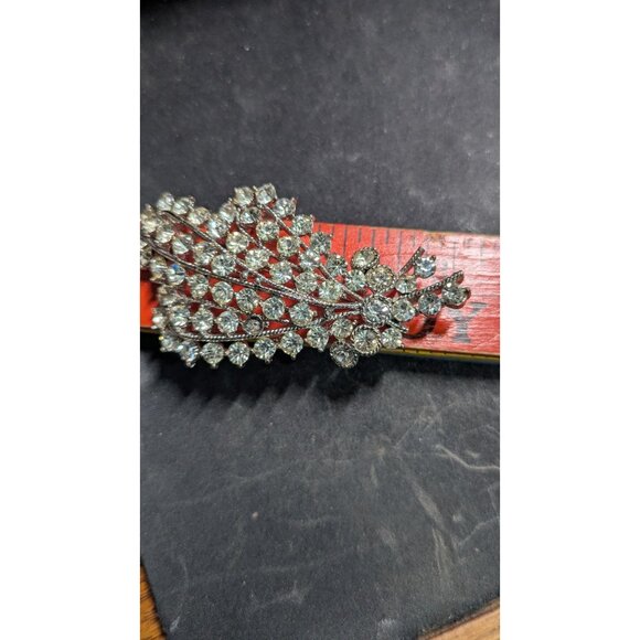 Vintage Rhinestone Leaf Pin Silver-Tone Brooch Jewelry 3" Statement Estate - Picture 5 of 5